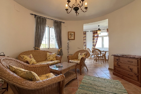 Villa in Pedreguer zu verkaufen, Zona de estar 130 m², Baujahr 2002, Zustand gepflegt, + KLIMA, Klimaanlage, Terreno 876 m², 3 Schlafzimmer, 2 Badezimmer, Pool, ref.: RG-1325-13