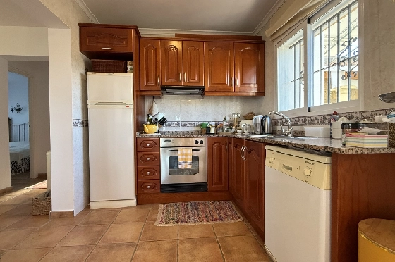 Villa in Pedreguer zu verkaufen, Zona de estar 130 m², Baujahr 2002, Zustand gepflegt, + KLIMA, Klimaanlage, Terreno 876 m², 3 Schlafzimmer, 2 Badezimmer, Pool, ref.: RG-1325-27