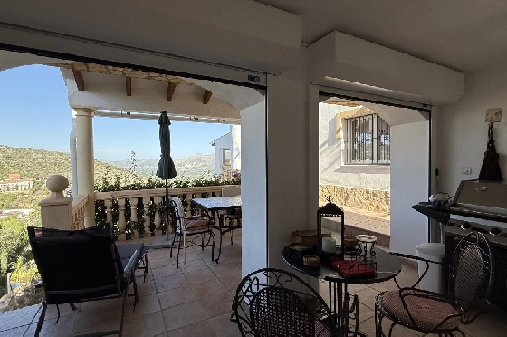 Villa in Pedreguer zu verkaufen, Zona de estar 130 m², Baujahr 2002, Zustand gepflegt, + KLIMA, Klimaanlage, Terreno 876 m², 3 Schlafzimmer, 2 Badezimmer, Pool, ref.: RG-1325-6