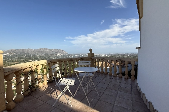 Villa in Pedreguer zu verkaufen, Zona de estar 130 m², Baujahr 2002, Zustand gepflegt, + KLIMA, Klimaanlage, Terreno 876 m², 3 Schlafzimmer, 2 Badezimmer, Pool, ref.: RG-1325-9