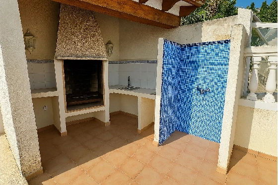 Villa in La Sella(La Sella) zu verkaufen, Zona de estar 379 m², Zustand gepflegt, + KLIMA, Klimaanlage, Terreno 1699 m², 4 Schlafzimmer, 4 Badezimmer, Pool, ref.: MG-0925-8