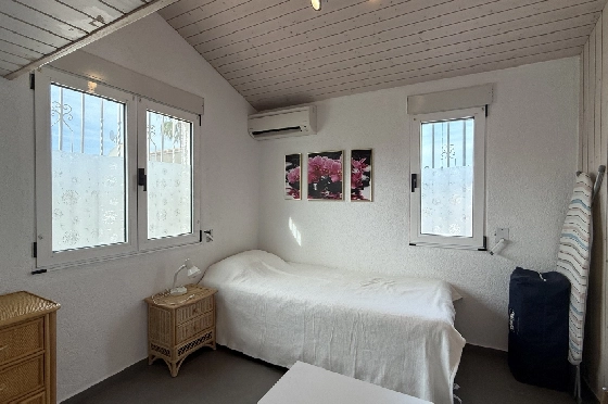 Villa in Els Poblets zur Ferienvermietung, Zona de estar 100 m², Baujahr 1983, Zustand gepflegt, + KLIMA, Klimaanlage, Terreno 353 m², 3 Schlafzimmer, 1 Badezimmer, Pool, ref.: T-0325-16