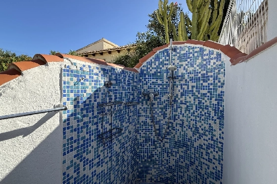 Villa in Els Poblets zur Ferienvermietung, Zona de estar 100 m², Baujahr 1983, Zustand gepflegt, + KLIMA, Klimaanlage, Terreno 353 m², 3 Schlafzimmer, 1 Badezimmer, Pool, ref.: T-0325-19