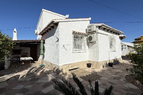 Villa in Els Poblets zur Ferienvermietung, Zona de estar 100 m², Baujahr 1983, Zustand gepflegt, + KLIMA, Klimaanlage, Terreno 353 m², 3 Schlafzimmer, 1 Badezimmer, Pool, ref.: T-0325-21
