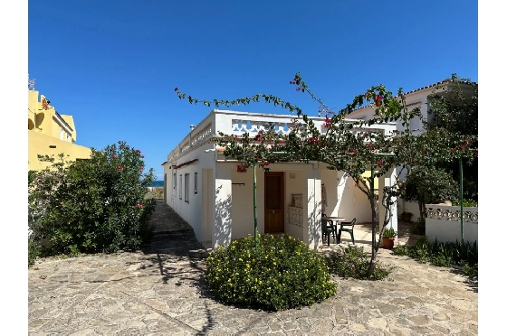 Villa in Denia zu verkaufen, Zona de estar 220 m², Baujahr 1983, Klimaanlage, Terreno 2233 m², 6 Schlafzimmer, 2 Badezimmer, Pool, ref.: O-V95814-34