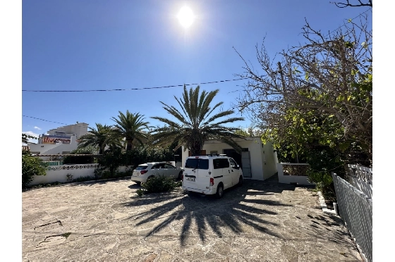 Villa in Denia zu verkaufen, Zona de estar 220 m², Baujahr 1983, Klimaanlage, Terreno 2233 m², 6 Schlafzimmer, 2 Badezimmer, Pool, ref.: O-V95814-36