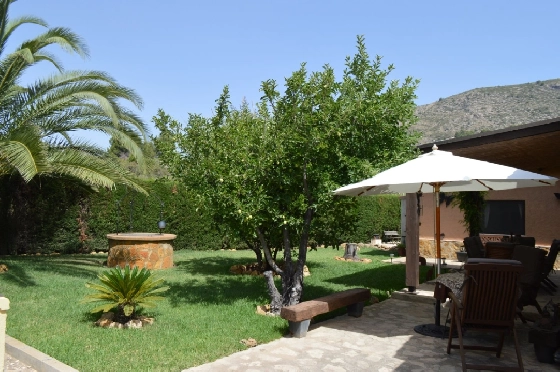 Villa in Alcalali zu verkaufen, Wohnfläche 228 m², Baujahr 1976, + Zentralheizung, Klimaanlage, Grundstück 2397 m², 4 Schlafzimmer, 3 Badezimmer, Pool, ref.: PV-141-02016P-14