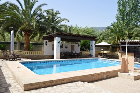 Villa in Alcalali zu verkaufen, Wohnfläche 228 m², Baujahr 1976, + Zentralheizung, Klimaanlage, Grundstück 2397 m², 4 Schlafzimmer, 3 Badezimmer, Pool, ref.: PV-141-02016P-2