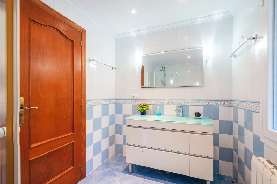 Villa in Benissa zu verkaufen, Zona de estar 216 m², Baujahr 2004, Klimaanlage, Terreno 935 m², 4 Schlafzimmer, 4 Badezimmer, Pool, ref.: AM-12600DR-11