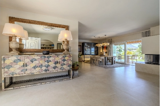 Villa in Denia zu verkaufen, Zona de estar 324 m², Baujahr 1993, Zustand modernisiert, + Fussbodenheizung, Klimaanlage, Terreno 1888 m², 4 Schlafzimmer, 2 Badezimmer, Pool, ref.: BC-7771-17