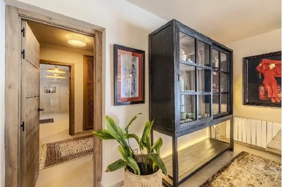Villa in Denia zu verkaufen, Zona de estar 324 m², Baujahr 1993, Zustand modernisiert, + Fussbodenheizung, Klimaanlage, Terreno 1888 m², 4 Schlafzimmer, 2 Badezimmer, Pool, ref.: BC-7771-53