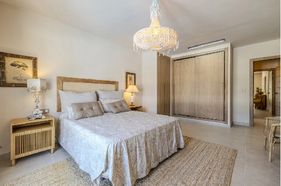 Villa in Denia zu verkaufen, Zona de estar 324 m², Baujahr 1993, Zustand modernisiert, + Fussbodenheizung, Klimaanlage, Terreno 1888 m², 4 Schlafzimmer, 2 Badezimmer, Pool, ref.: BC-7771-63