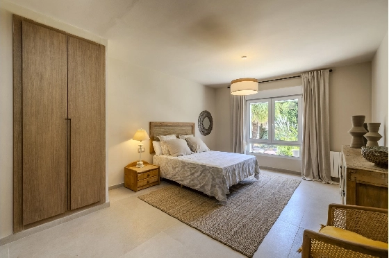 Villa in Denia zu verkaufen, Zona de estar 324 m², Baujahr 1993, Zustand modernisiert, + Fussbodenheizung, Klimaanlage, Terreno 1888 m², 4 Schlafzimmer, 2 Badezimmer, Pool, ref.: BC-7771-65