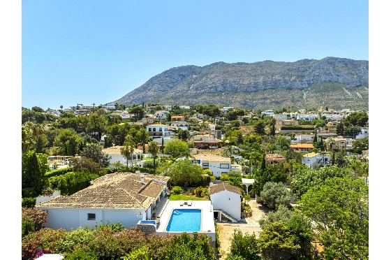 Villa in Denia zu verkaufen, Zona de estar 324 m², Baujahr 1993, Zustand modernisiert, + Fussbodenheizung, Klimaanlage, Terreno 1888 m², 4 Schlafzimmer, 2 Badezimmer, Pool, ref.: BC-7771-8
