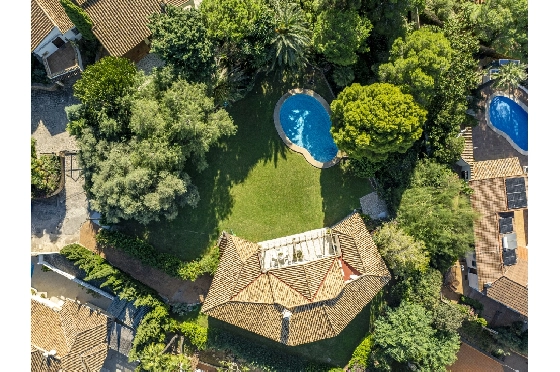 Villa in Denia zu verkaufen, Zona de estar 267 m², Baujahr 1993, Zustand gepflegt, + Zentralheizung, Terreno 1085 m², 4 Schlafzimmer, 3 Badezimmer, Pool, ref.: BC-7785-10