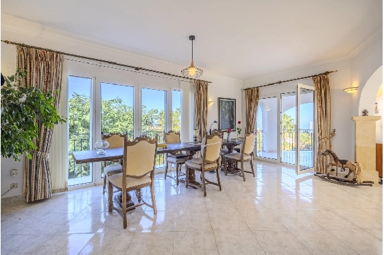 Villa in Denia zu verkaufen, Zona de estar 267 m², Baujahr 1993, Zustand gepflegt, + Zentralheizung, Terreno 1085 m², 4 Schlafzimmer, 3 Badezimmer, Pool, ref.: BC-7785-23