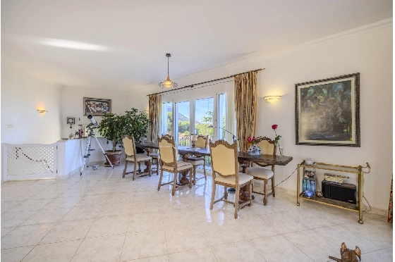 Villa in Denia zu verkaufen, Zona de estar 267 m², Baujahr 1993, Zustand gepflegt, + Zentralheizung, Terreno 1085 m², 4 Schlafzimmer, 3 Badezimmer, Pool, ref.: BC-7785-24