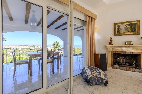Villa in Denia zu verkaufen, Zona de estar 267 m², Baujahr 1993, Zustand gepflegt, + Zentralheizung, Terreno 1085 m², 4 Schlafzimmer, 3 Badezimmer, Pool, ref.: BC-7785-33
