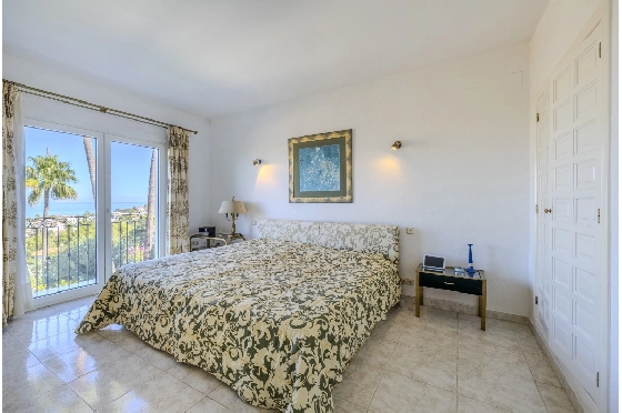 Villa in Denia zu verkaufen, Zona de estar 267 m², Baujahr 1993, Zustand gepflegt, + Zentralheizung, Terreno 1085 m², 4 Schlafzimmer, 3 Badezimmer, Pool, ref.: BC-7785-35