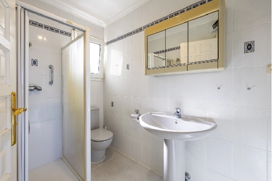 Villa in Denia zu verkaufen, Zona de estar 267 m², Baujahr 1993, Zustand gepflegt, + Zentralheizung, Terreno 1085 m², 4 Schlafzimmer, 3 Badezimmer, Pool, ref.: BC-7785-41