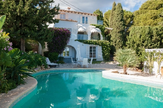 Villa in Calpe(Canuta) zu verkaufen, Zona de estar 187 m², Klimaanlage, 4 Schlafzimmer, 3 Badezimmer, Pool, ref.: COB-3547-10535-1