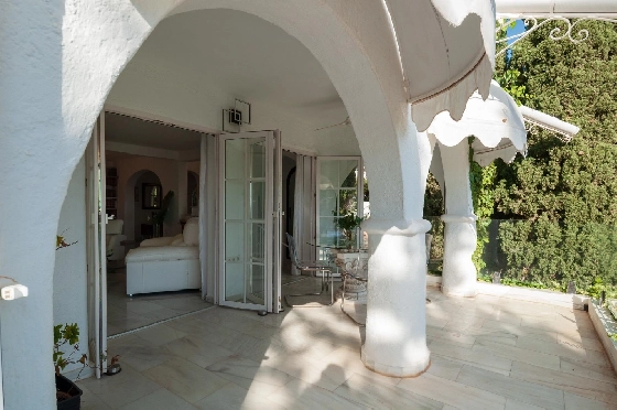 Villa in Calpe(Canuta) zu verkaufen, Zona de estar 187 m², Klimaanlage, 4 Schlafzimmer, 3 Badezimmer, Pool, ref.: COB-3547-10535-10