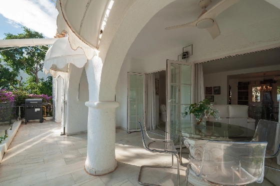 Villa in Calpe(Canuta) zu verkaufen, Zona de estar 187 m², Klimaanlage, 4 Schlafzimmer, 3 Badezimmer, Pool, ref.: COB-3547-10535-11