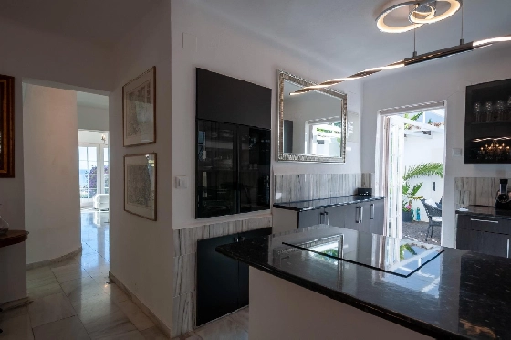 Villa in Calpe(Canuta) zu verkaufen, Zona de estar 187 m², Klimaanlage, 4 Schlafzimmer, 3 Badezimmer, Pool, ref.: COB-3547-10535-15