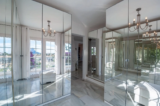Villa in Calpe(Canuta) zu verkaufen, Zona de estar 187 m², Klimaanlage, 4 Schlafzimmer, 3 Badezimmer, Pool, ref.: COB-3547-10535-18