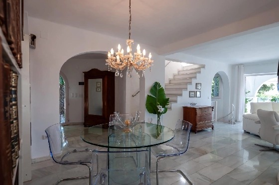 Villa in Calpe(Canuta) zu verkaufen, Zona de estar 187 m², Klimaanlage, 4 Schlafzimmer, 3 Badezimmer, Pool, ref.: COB-3547-10535-20