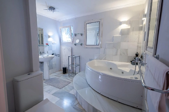 Villa in Calpe(Canuta) zu verkaufen, Zona de estar 187 m², Klimaanlage, 4 Schlafzimmer, 3 Badezimmer, Pool, ref.: COB-3547-10535-31