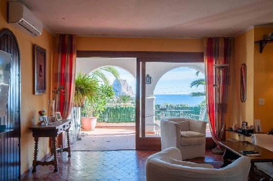 Villa in Calpe(Canuta) zu verkaufen, Zona de estar 187 m², Klimaanlage, 4 Schlafzimmer, 3 Badezimmer, Pool, ref.: COB-3547-10535-36