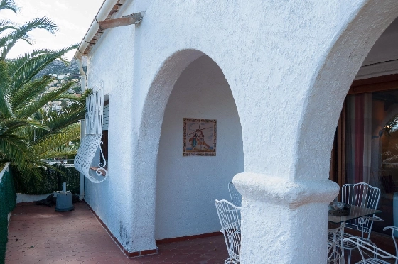 Villa in Calpe(Canuta) zu verkaufen, Zona de estar 187 m², Klimaanlage, 4 Schlafzimmer, 3 Badezimmer, Pool, ref.: COB-3547-10535-43