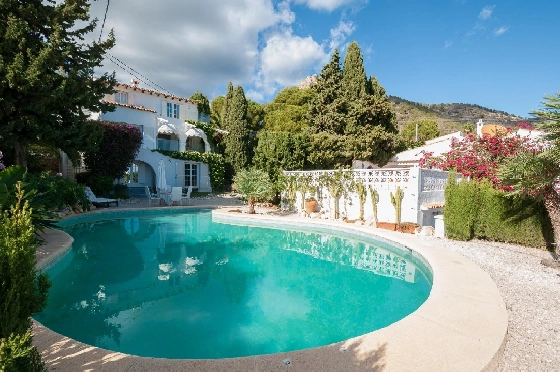Villa in Calpe(Canuta) zu verkaufen, Zona de estar 187 m², Klimaanlage, 4 Schlafzimmer, 3 Badezimmer, Pool, ref.: COB-3547-10535-47