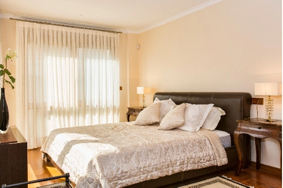 Villa in Denia zu verkaufen, Zona de estar 266 m², Klimaanlage, Terreno 1254 m², 5 Schlafzimmer, 3 Badezimmer, Pool, ref.: VI-CHA2550-29