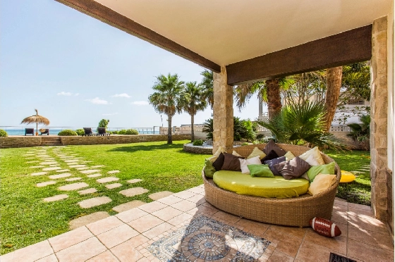Villa in Denia zu verkaufen, Zona de estar 266 m², Klimaanlage, Terreno 1254 m², 5 Schlafzimmer, 3 Badezimmer, Pool, ref.: VI-CHA2550-3