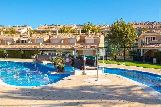 Apartment in Javea zu verkaufen, Zona de estar 84 m², Klimaanlage, 2 Schlafzimmer, 1 Badezimmer, Pool, ref.: AVS-57484-1