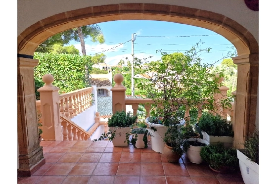 Villa in Javea zu verkaufen, Zona de estar 166 m², Klimaanlage, Terreno 608 m², 3 Schlafzimmer, 3 Badezimmer, Pool, ref.: AVS-57474-13