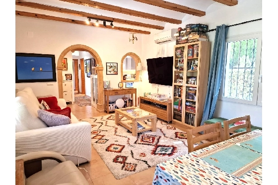 Villa in Javea zu verkaufen, Zona de estar 166 m², Klimaanlage, Terreno 608 m², 3 Schlafzimmer, 3 Badezimmer, Pool, ref.: AVS-57474-3