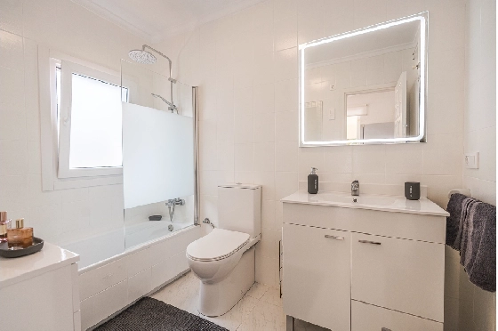 Villa in Javea zu verkaufen, Zona de estar 246 m², Klimaanlage, Terreno 1125 m², 4 Schlafzimmer, 4 Badezimmer, Pool, ref.: AVS-57244-28