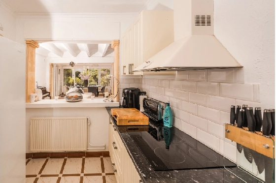 Villa in Javea zu verkaufen, Zona de estar 246 m², Klimaanlage, Terreno 1125 m², 4 Schlafzimmer, 4 Badezimmer, Pool, ref.: AVS-57244-8