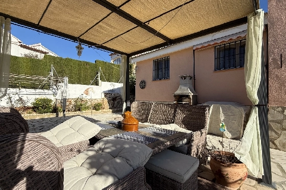 Villa in Pedreguer zu verkaufen, Zona de estar 61 m², Baujahr 2014, Zustand gepflegt, + KLIMA, Klimaanlage, Terreno 385 m², 2 Schlafzimmer, 1 Badezimmer, Pool, ref.: RG-0126-11