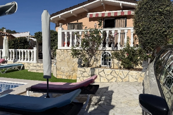 Villa in Pedreguer zu verkaufen, Zona de estar 61 m², Baujahr 2014, Zustand gepflegt, + KLIMA, Klimaanlage, Terreno 385 m², 2 Schlafzimmer, 1 Badezimmer, Pool, ref.: RG-0126-8
