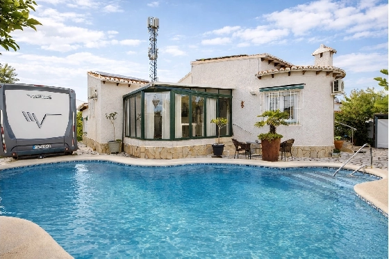 Villa in Els Poblets zu verkaufen, Zona de estar 105 m², Baujahr 1990, + Zentralheizung, Klimaanlage, Terreno 536 m², 2 Schlafzimmer, 2 Badezimmer, Pool, ref.: JS-0326-1
