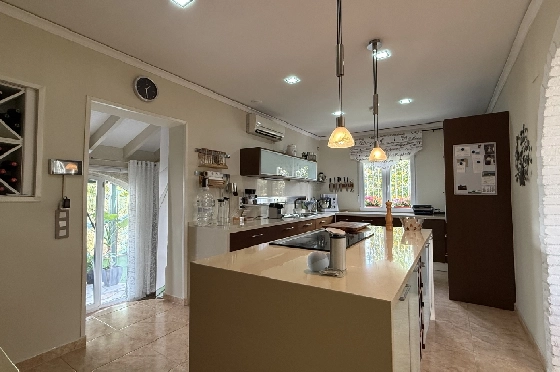 Villa in Els Poblets zu verkaufen, Zona de estar 105 m², Baujahr 1990, + Zentralheizung, Klimaanlage, Terreno 536 m², 2 Schlafzimmer, 2 Badezimmer, Pool, ref.: JS-0326-9