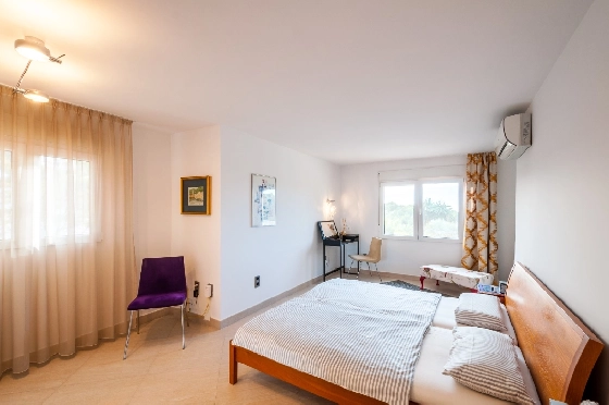 Villa in Moraira zu verkaufen, Zona de estar 270 m², Klimaanlage, Terreno 897 m², 3 Schlafzimmer, 3 Badezimmer, Pool, ref.: AM-12629DR-15
