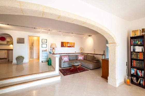 Villa in Moraira zu verkaufen, Zona de estar 270 m², Klimaanlage, Terreno 897 m², 3 Schlafzimmer, 3 Badezimmer, Pool, ref.: AM-12629DR-22