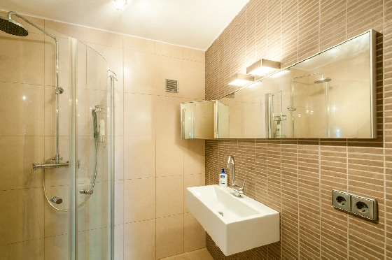 Villa in Moraira zu verkaufen, Zona de estar 270 m², Klimaanlage, Terreno 897 m², 3 Schlafzimmer, 3 Badezimmer, Pool, ref.: AM-12629DR-27