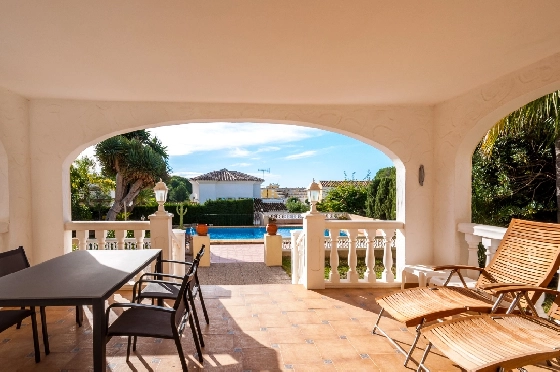 Villa in Moraira zu verkaufen, Zona de estar 270 m², Klimaanlage, Terreno 897 m², 3 Schlafzimmer, 3 Badezimmer, Pool, ref.: AM-12629DR-28