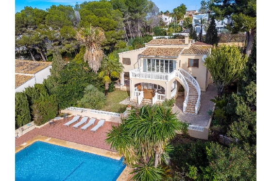 Villa in Moraira zu verkaufen, Zona de estar 270 m², Klimaanlage, Terreno 897 m², 3 Schlafzimmer, 3 Badezimmer, Pool, ref.: AM-12629DR-31